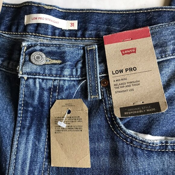 Levi's Low Pro Women's Jeans in Breathe In - Medium Wash Size 31 - Picture 7 of 8